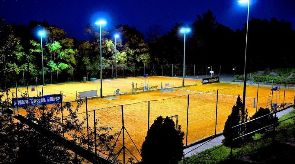 Apartments Zlatko Ičići Екстериор снимка